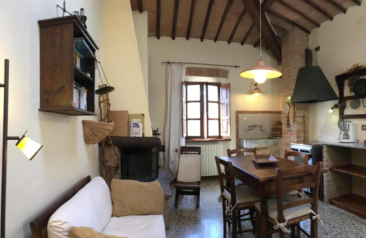 Agriturismo Poggio Salvi *