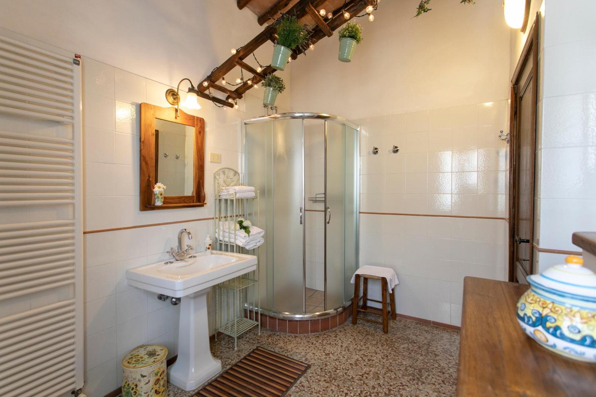 Agriturismo Poggio Salvi Farm stay *