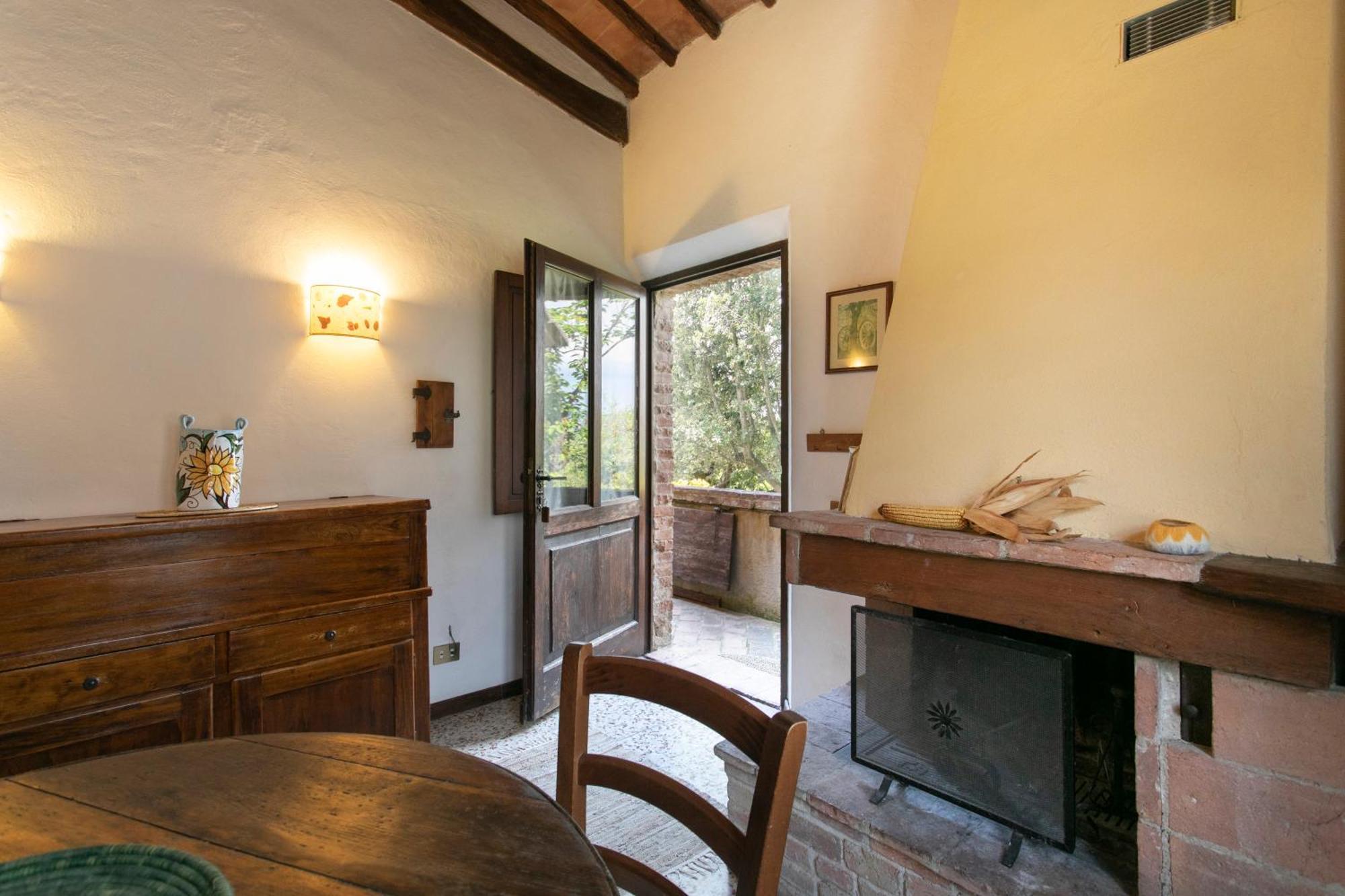 Agriturismo Poggio Salvi Farm stay *
