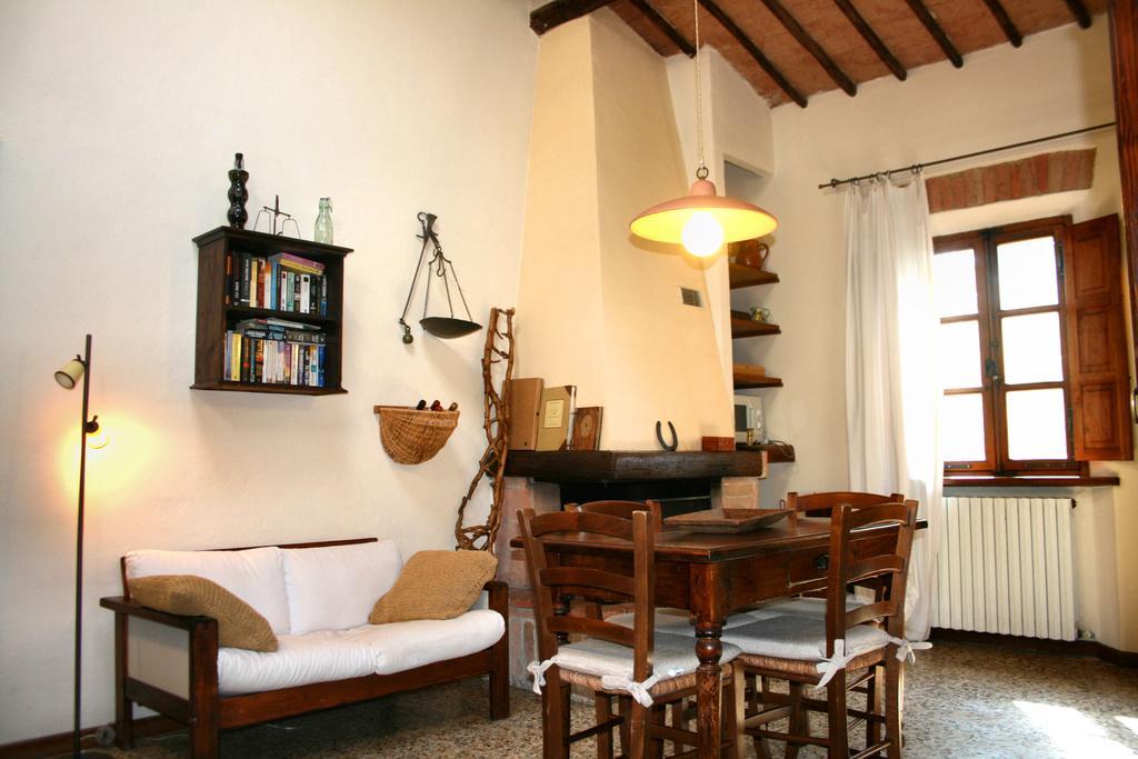 Agriturismo Poggio Salvi Farm stay